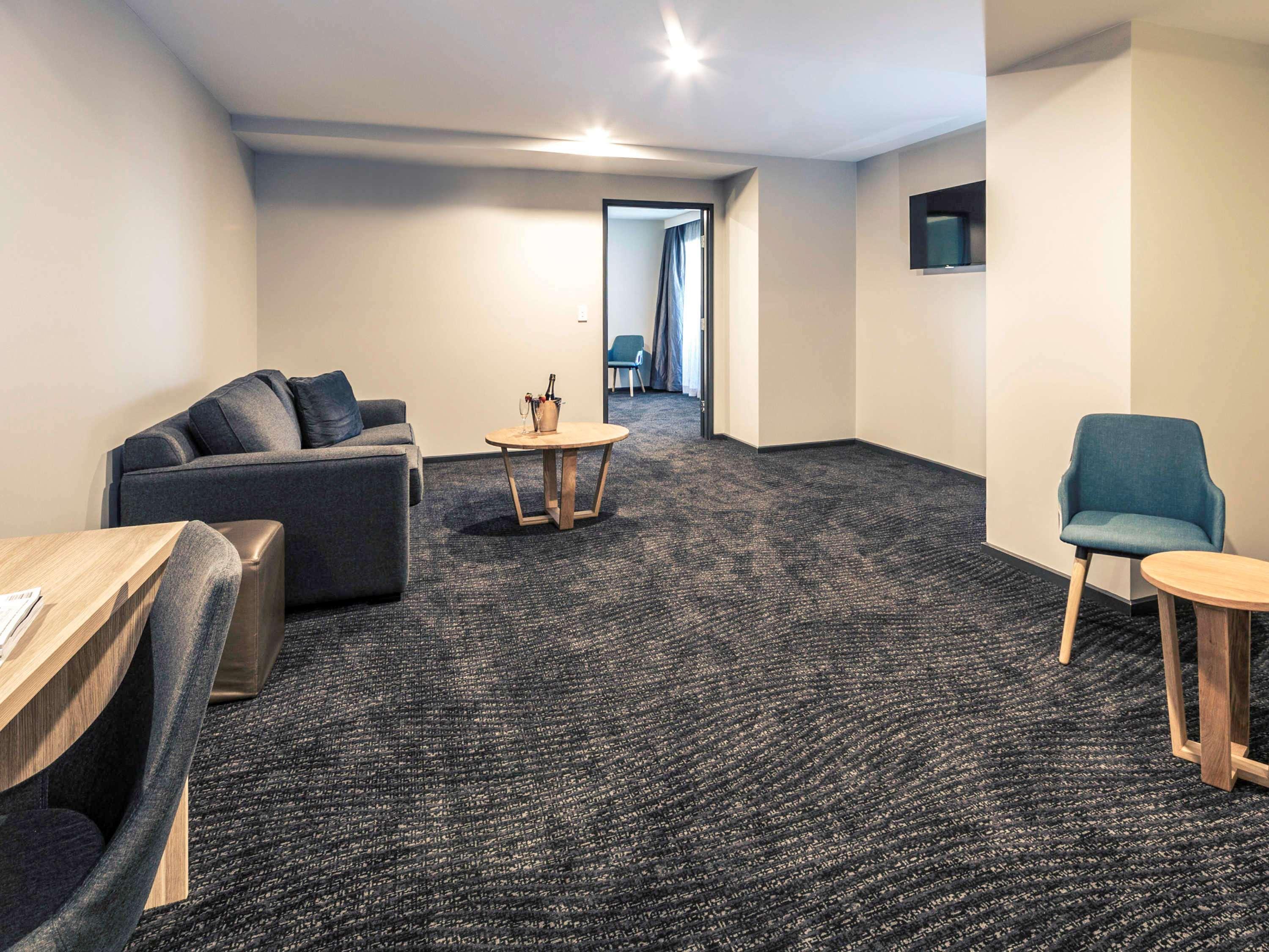 Hotel Mercure Melbourne 4*