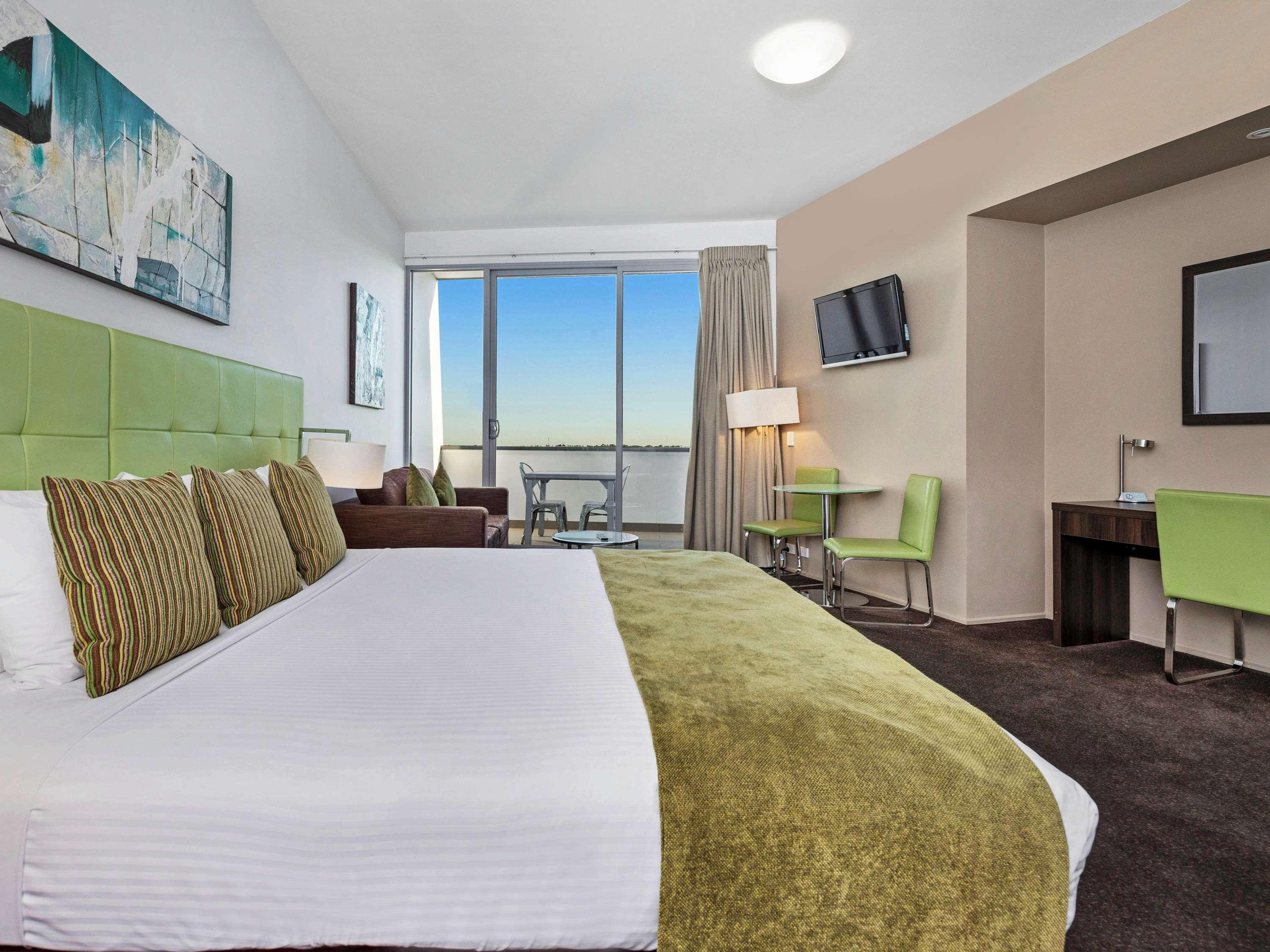 Mercure Melbourne