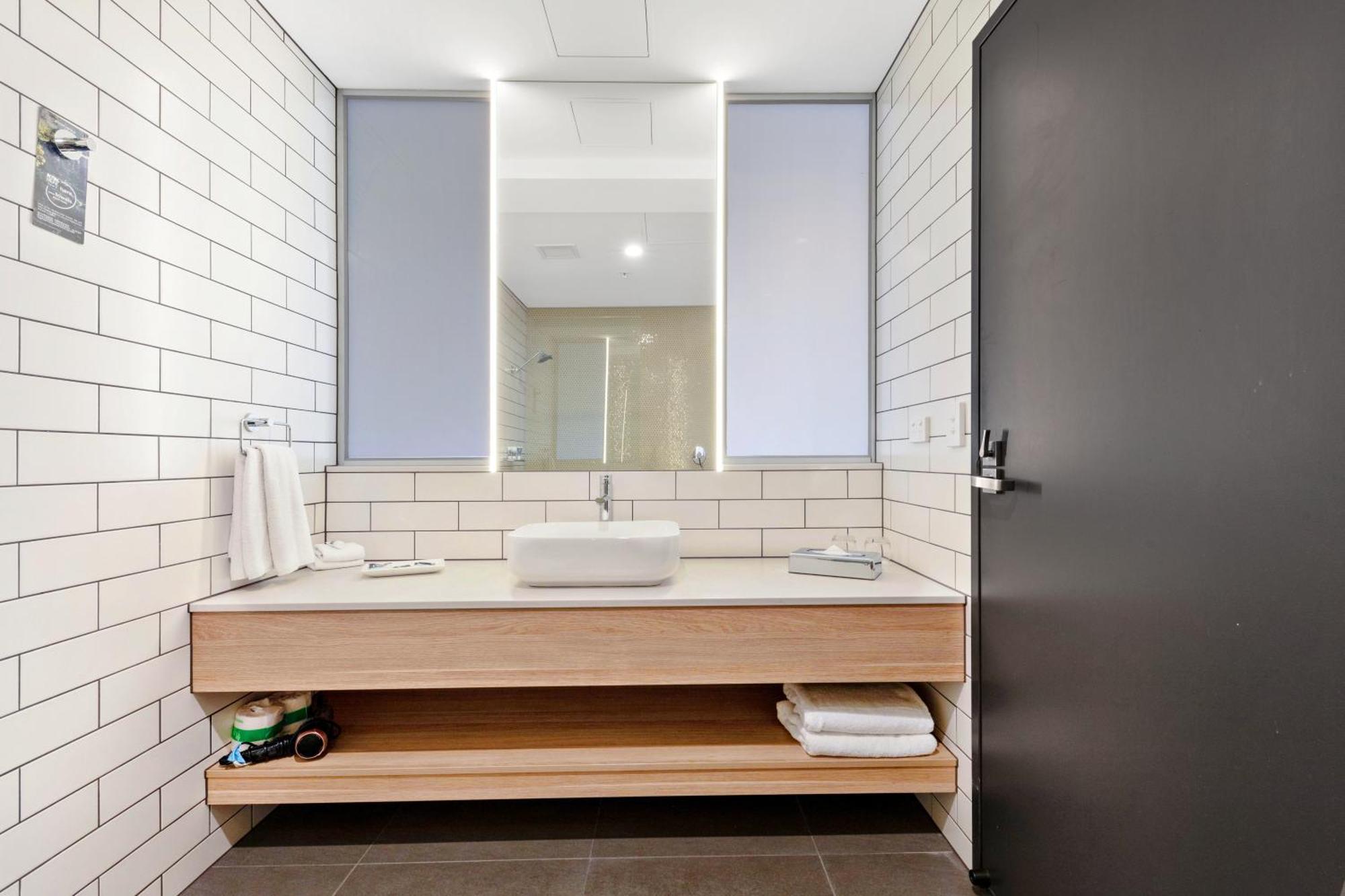 Hotel Mercure Melbourne 4*