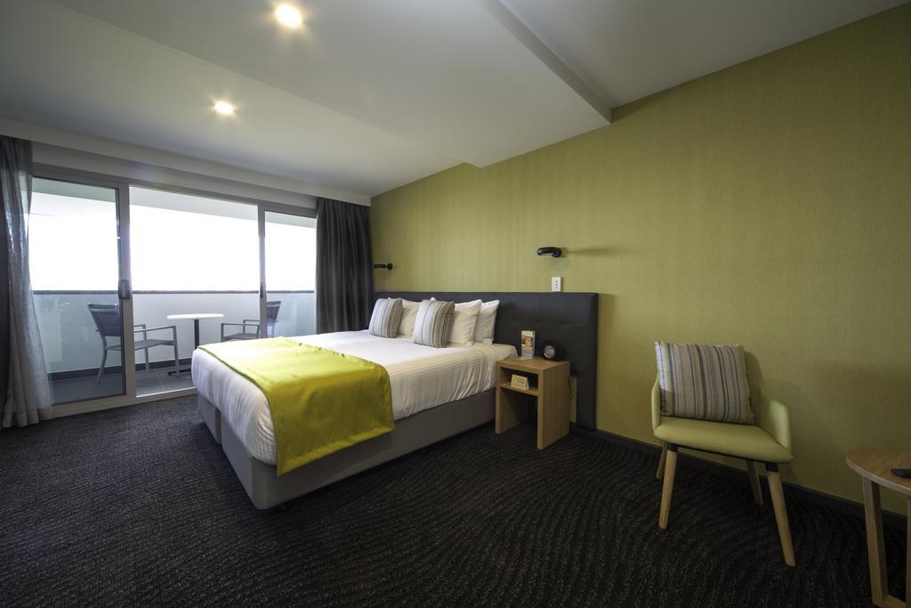 Mercure Melbourne Caroline Springs
