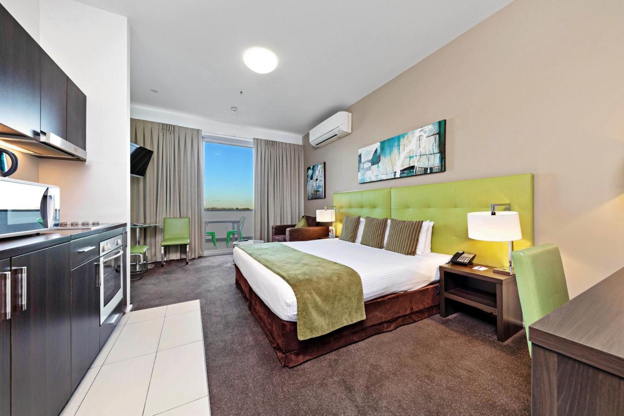 Hotel Mercure Melbourne Caroline Springs